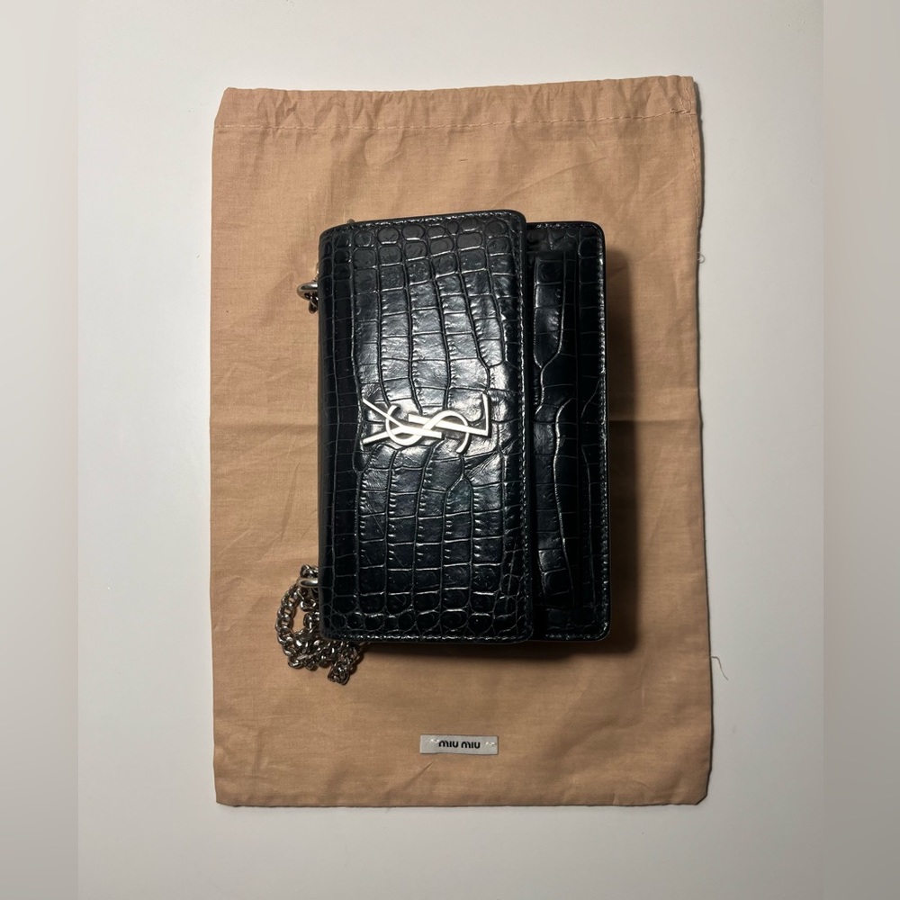 Miu Miu Authentic Wallet On Chain Woc Handbag Pur… - image 3